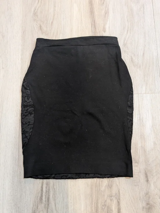 Diane von Furstenberg Black Lace Pencil Skirt - Size 0 - Picture 3 of 8